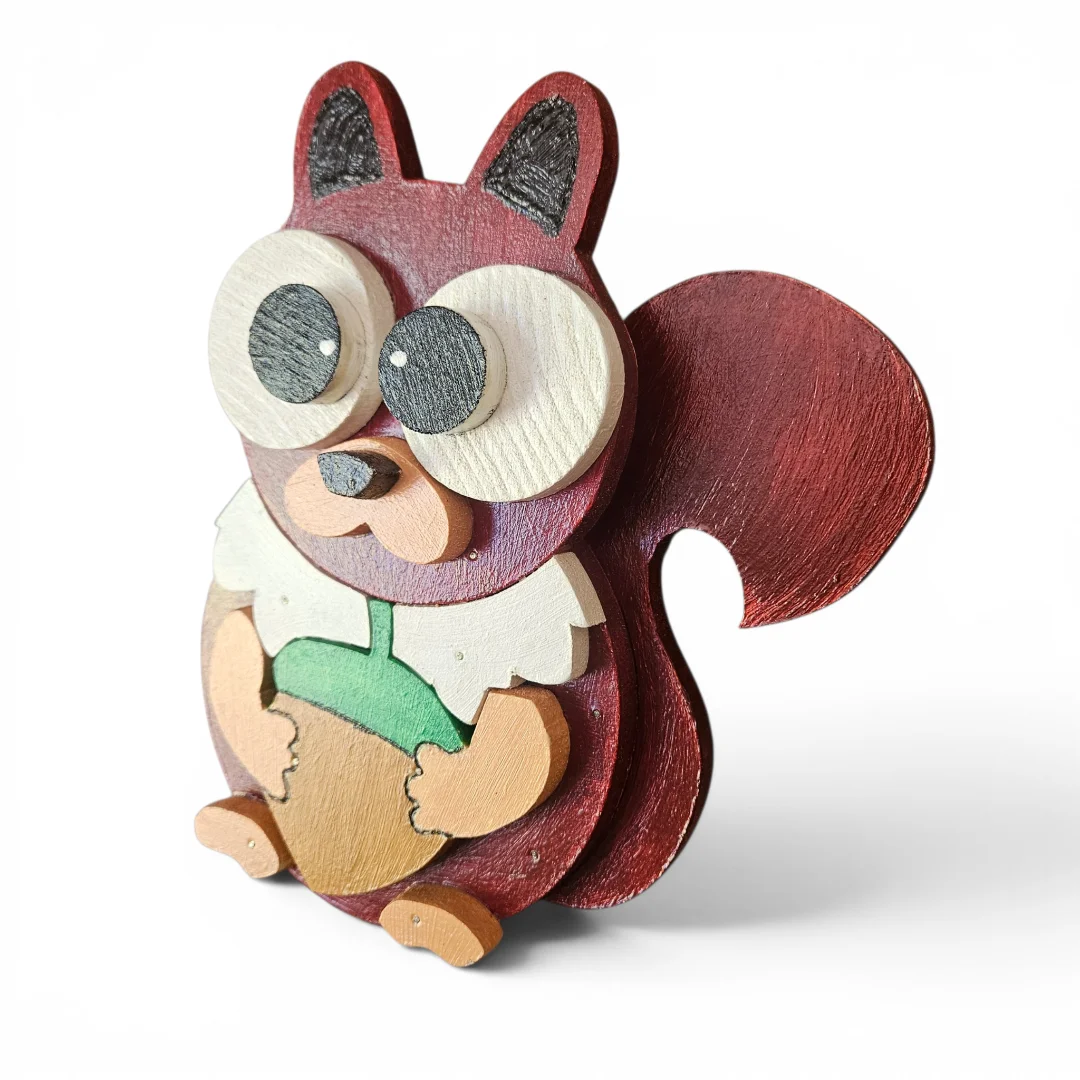 Sammy Squirrel left view